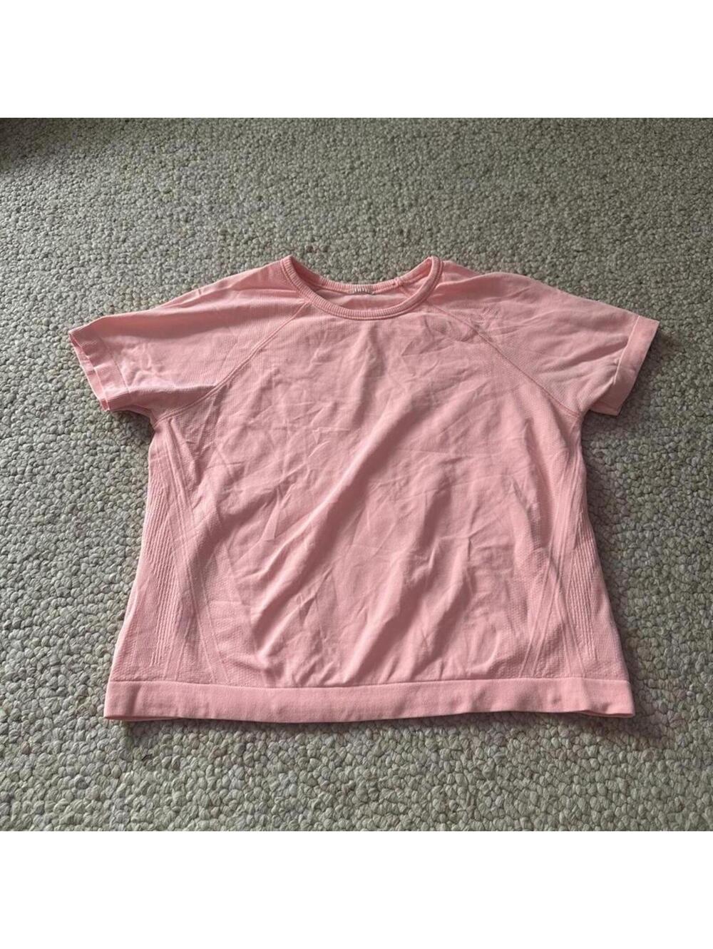 Salmon Athleta short sleeve shirt